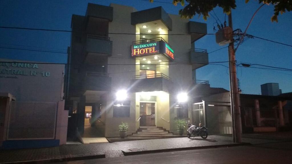 Big Executive Hotel Araguari Exterior photo
